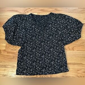 Madewell V-Neck Puff Sleeve Top in Batik Vine Black and White Womens Size Medium